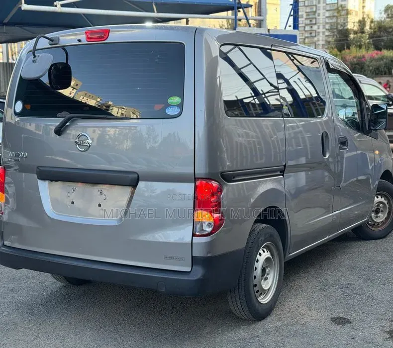 Nissan NV200 S 2018 Gray