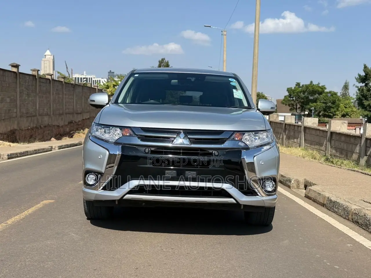 Mitsubishi Outlander 2018 Silver