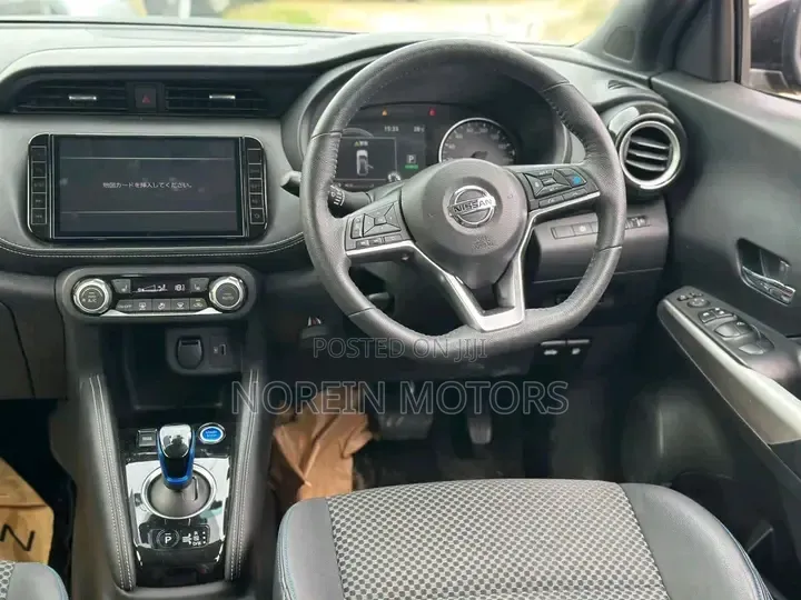 Nissan Kicks 2020 Matt Black