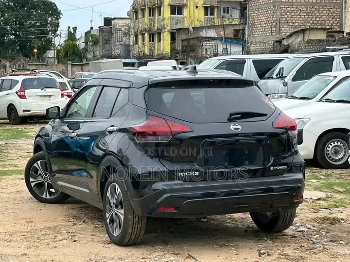 Nissan Kicks 2020 Matt Black