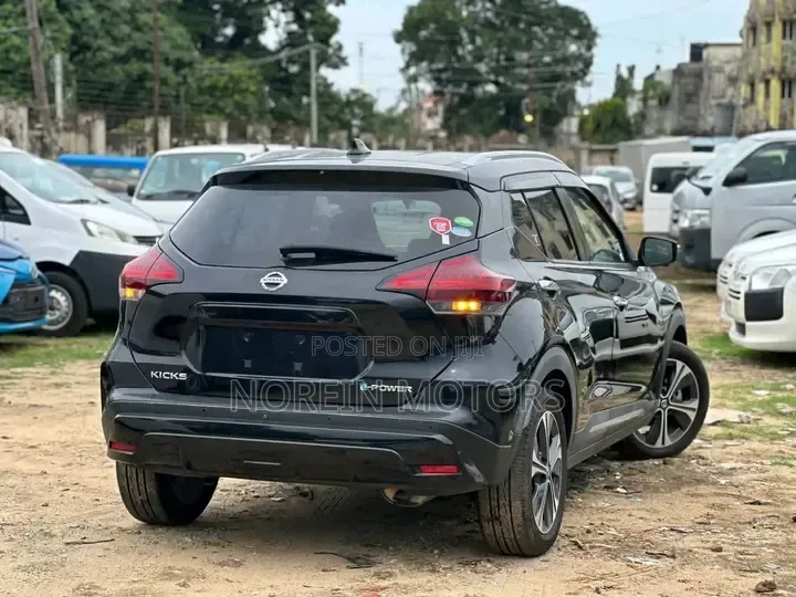 Nissan Kicks 2020 Matt Black