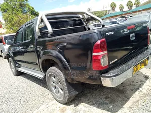 Toyota Hilux 3.0 D-4D Double Cab 4x4 Raider 2007 Black