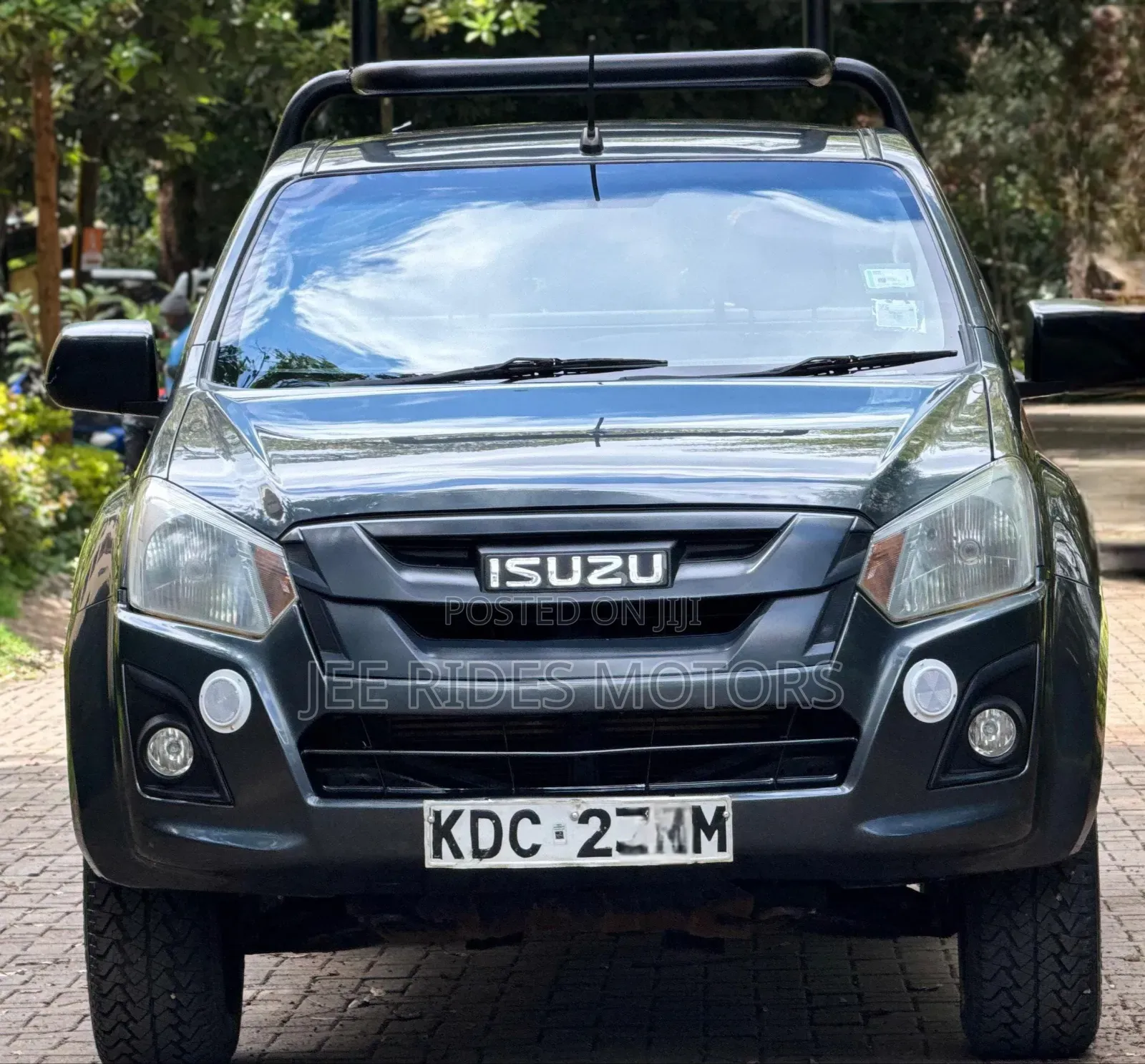 Isuzu D-MAX 2021 Gray