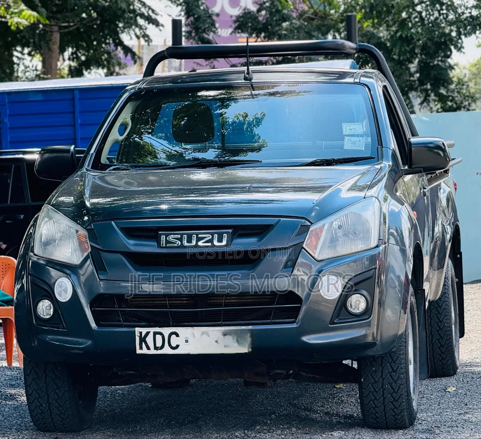 Isuzu D-MAX 2021 Gray