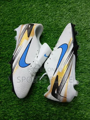 Nike Zoom Football Boots for Kids