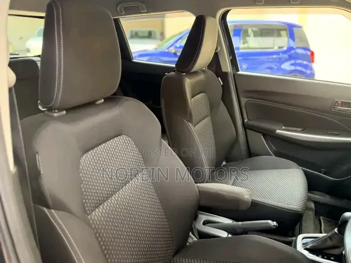 Suzuki Swift 2018 Black