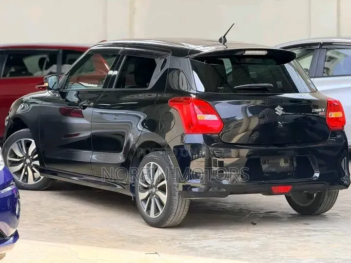 Suzuki Swift 2018 Black