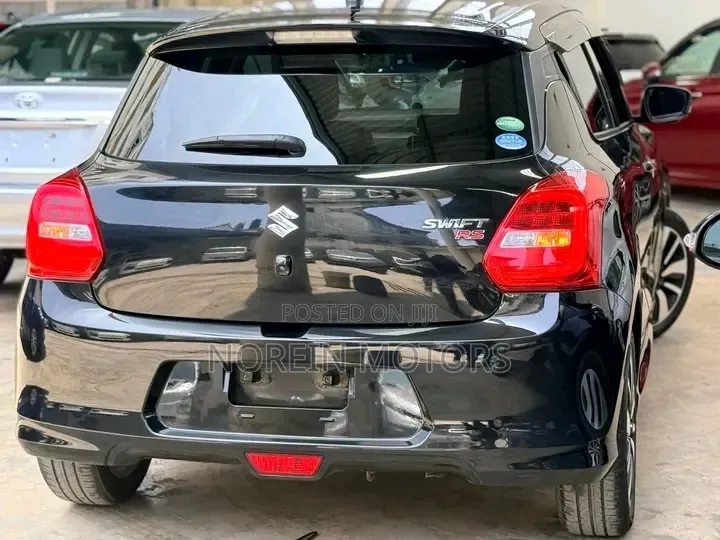 Suzuki Swift 2018 Black