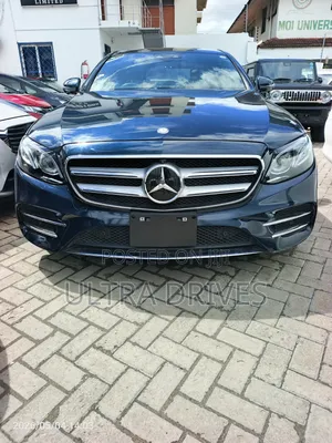 Mercedes-Benz E250 2018 Blue