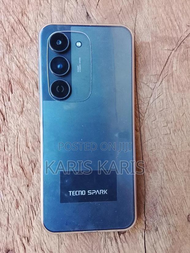 Tecno Spark 40 Pro 256 GB Blue - thumbnail 5