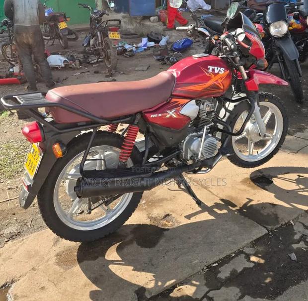 TVS HLX Plus ES 2021 Red - thumbnail 2