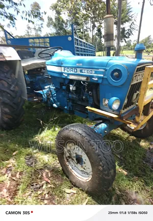 Tractor Ford 4600