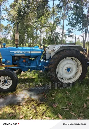 Tractor Ford 4600