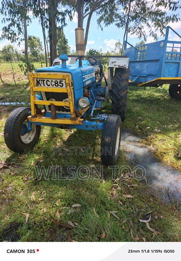 Tractor Ford 4600 - thumbnail 6