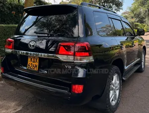 Toyota Land Cruiser 2012 Black