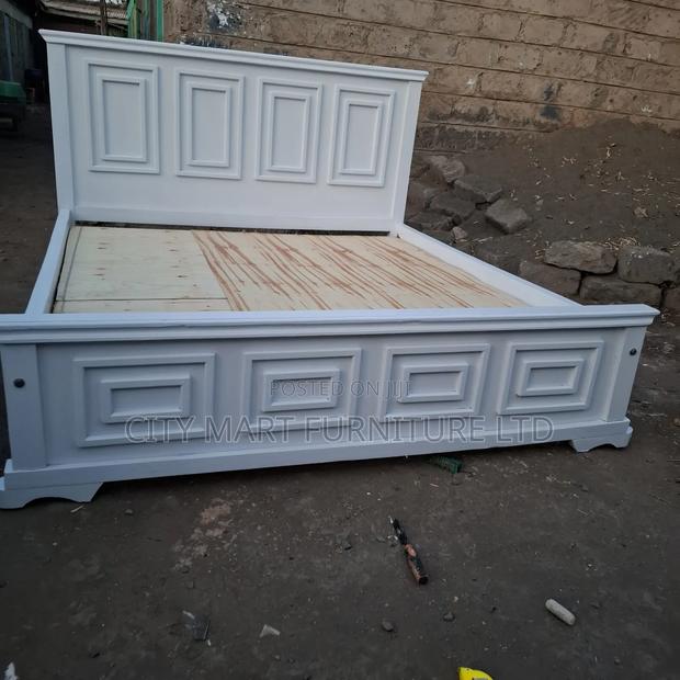 Streamlined Modern Panel Board Beds on Offer!!