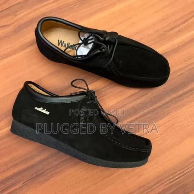 Clarks Wallabees Original in "Tripple Black Colourway" - thumbnail 2