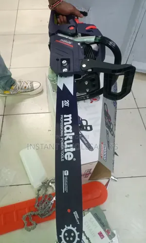 Makute Professional Chainsaw 20"