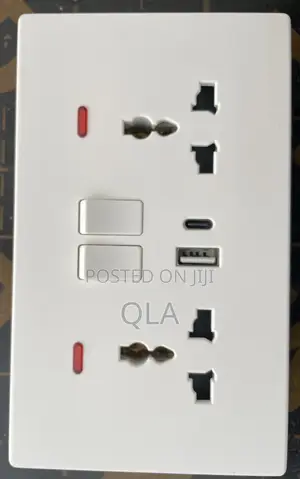 13a Universal Twin Socket With Usb and Type C.