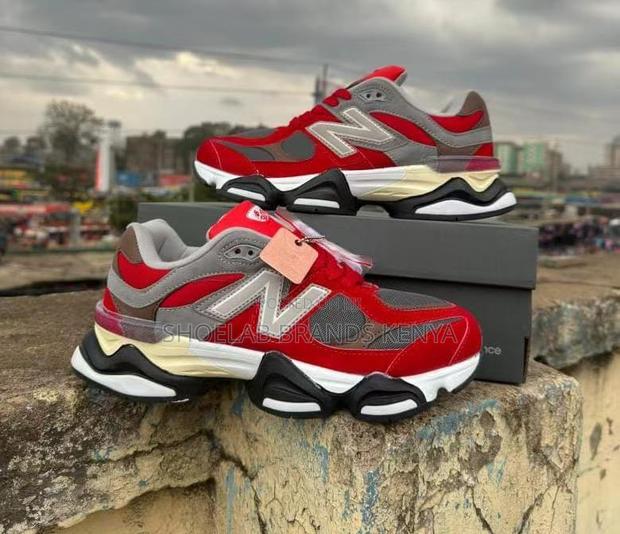 New Balance 9060