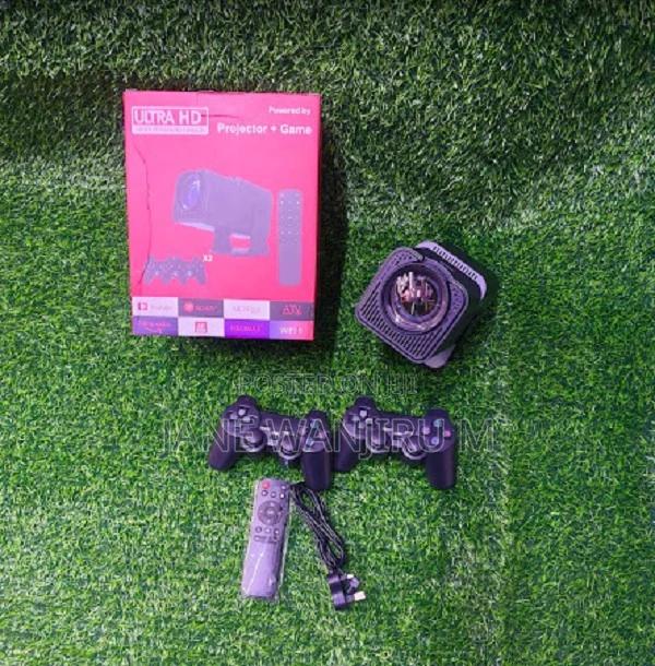 Android Projector With Built-in Games - 2 Wireless Gamepads - thumbnail 2