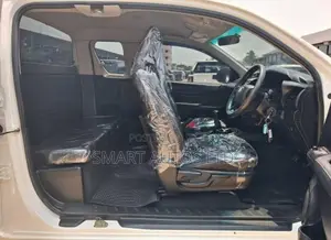 Toyota Hilux 2019 White