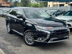 Mitsubishi Outlander PHEV 2018 Black