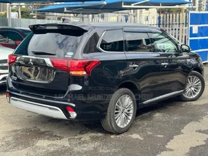 Mitsubishi Outlander PHEV 2018 Black
