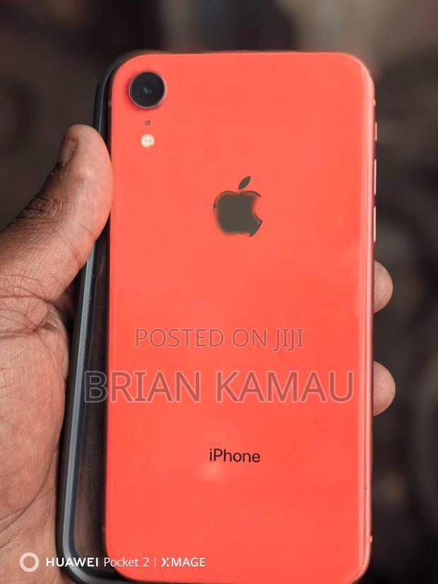Apple iPhone XR 64 GB