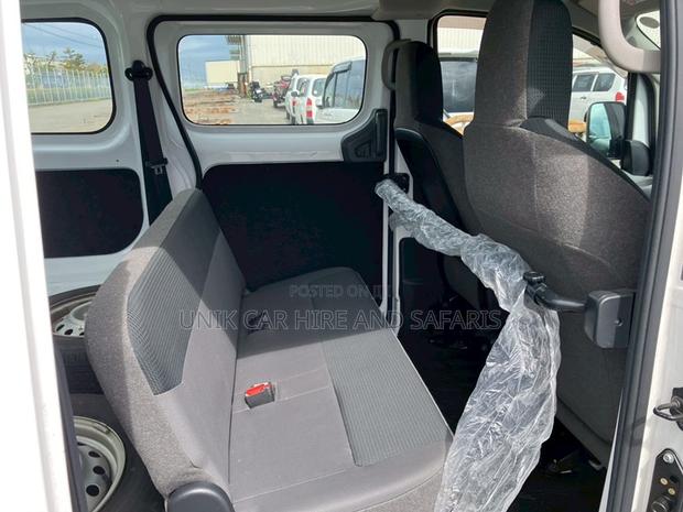Nissan NV200 2019 - thumbnail 4
