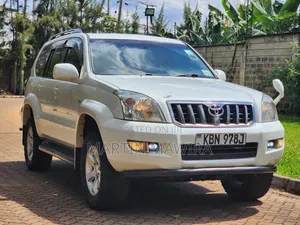 Toyota Land Cruiser Prado 2004 White