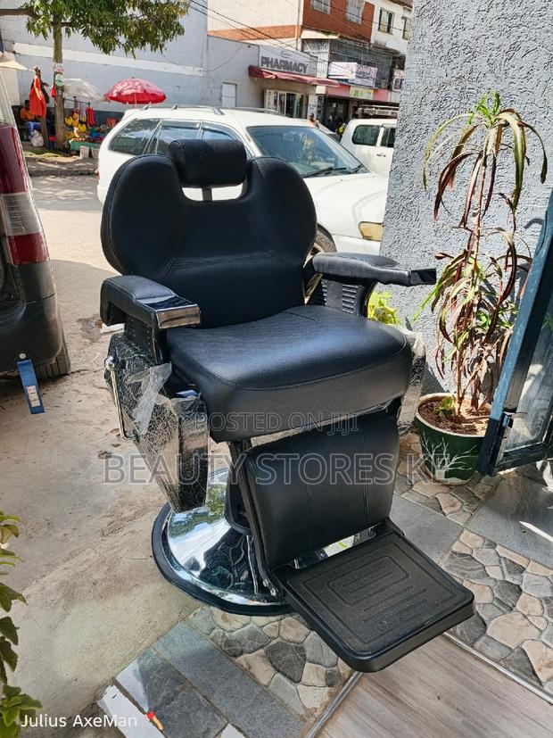 Imported Barber Chair Jumbo - main view