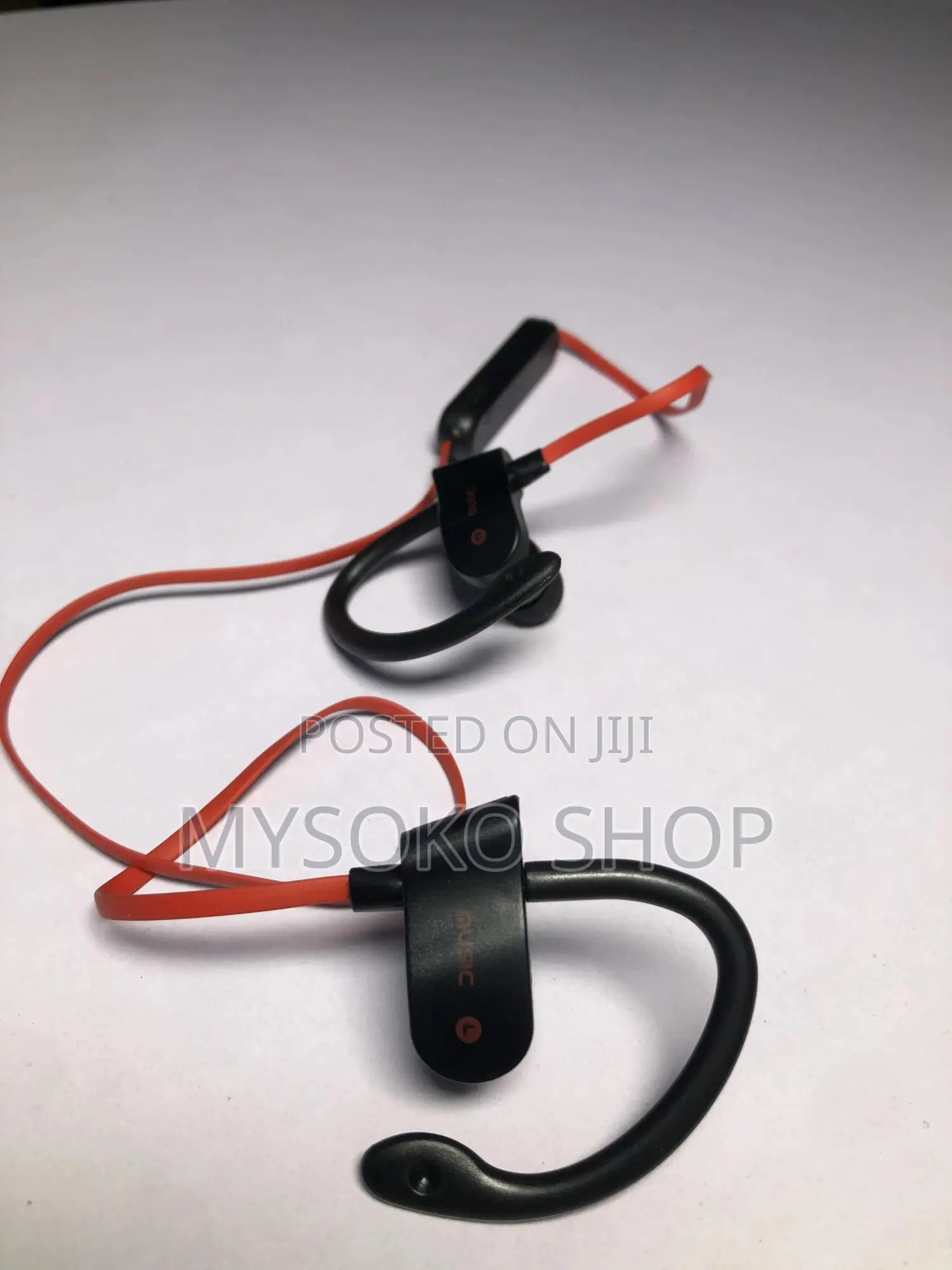 Ox-Horn Neckbands