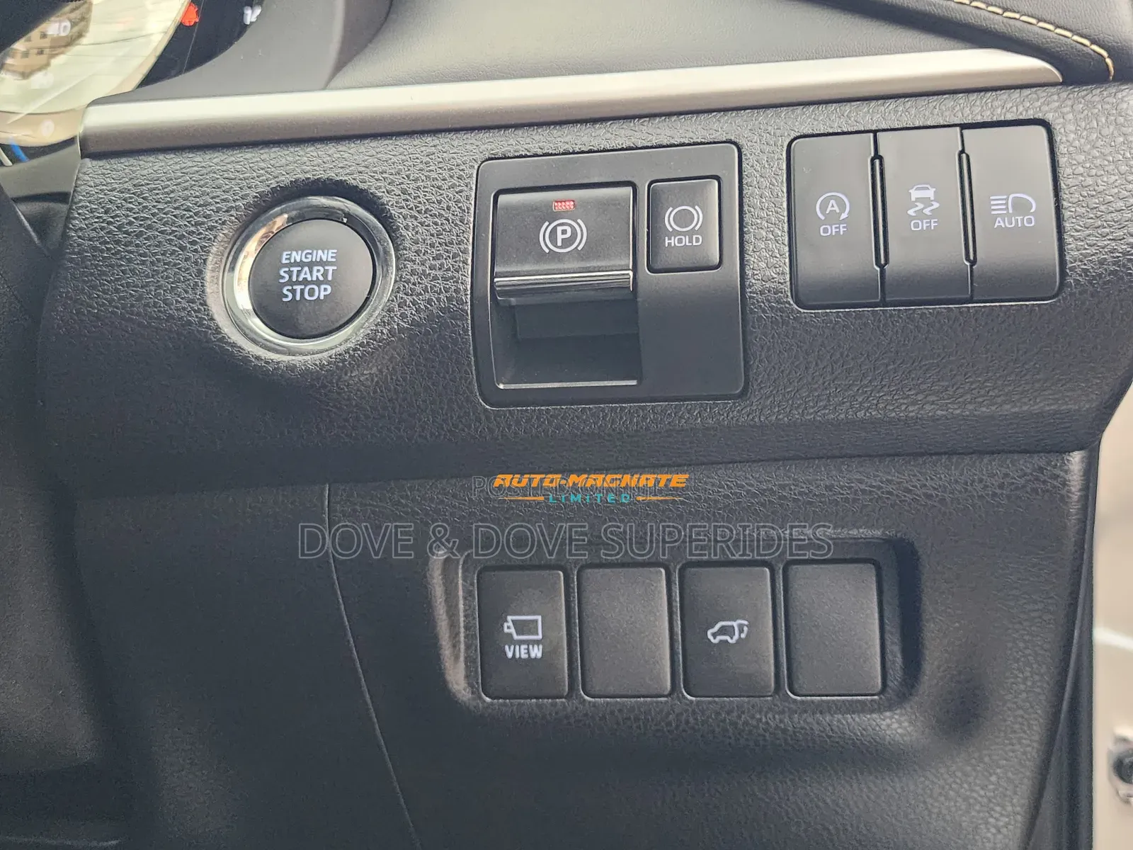 Toyota Harrier 2.0 2019 Silver