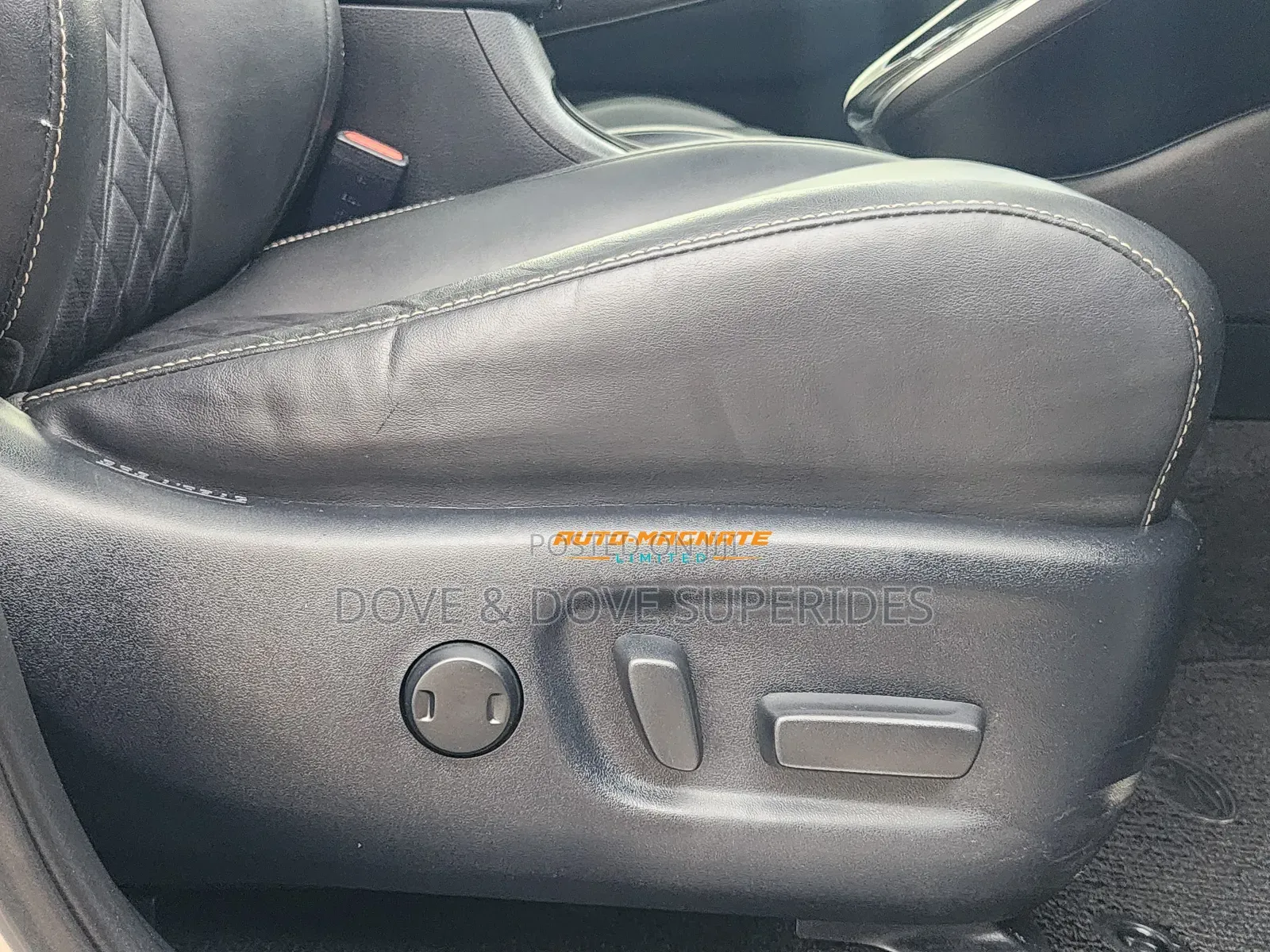 Toyota Harrier 2.0 2019 Silver