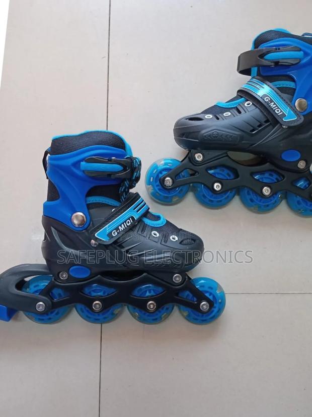 Durable Skating Shoes