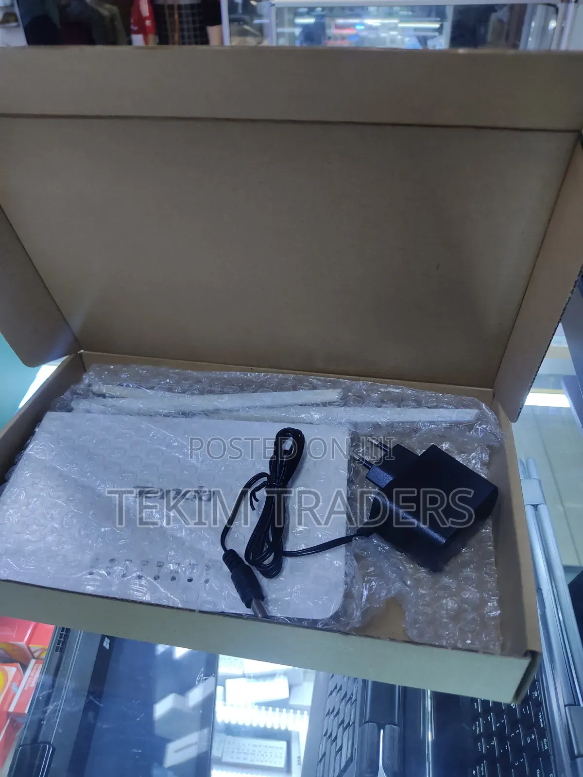 Tenda Router