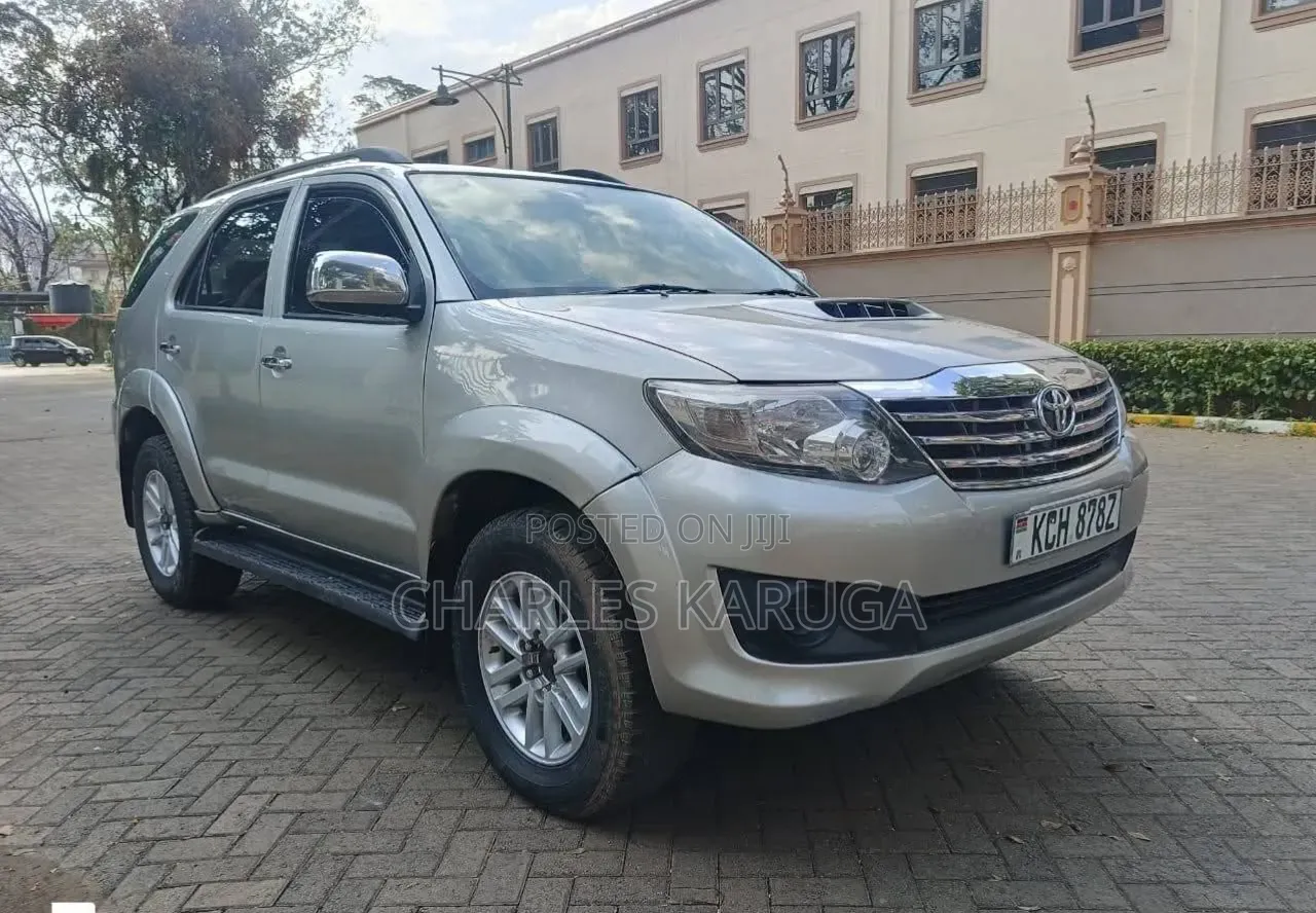 Toyota Fortuner 2008 Silver