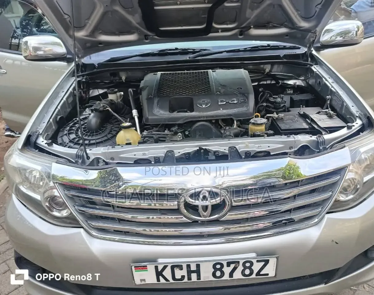 Toyota Fortuner 2008 Silver