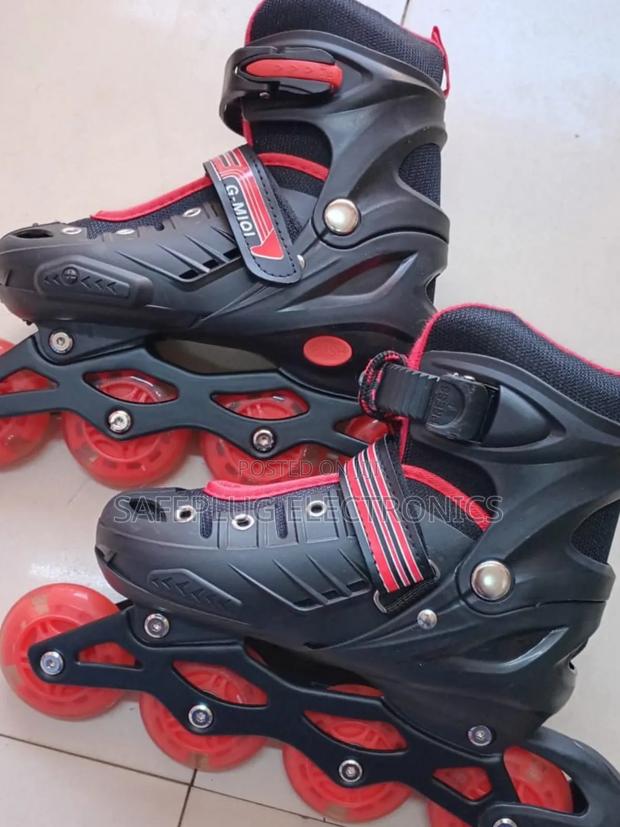 Adjustable Skating Shoes 31–42 – Smooth Ride at  - main view