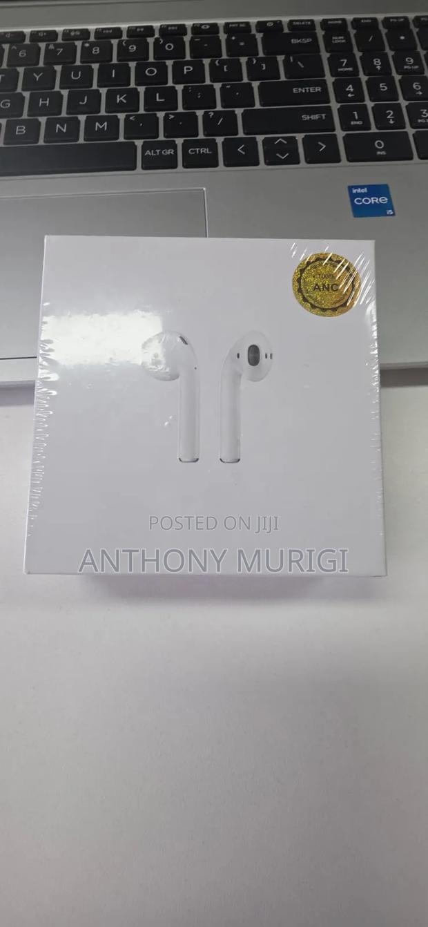 Original Apple Airpods