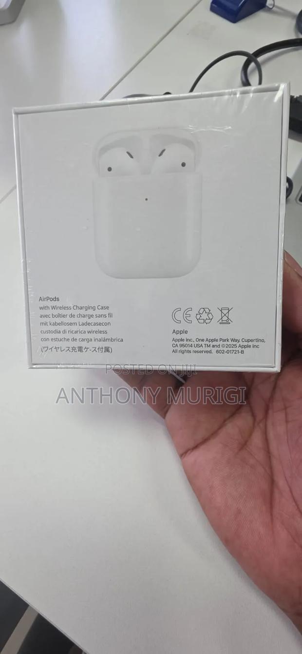 Original Apple Airpods - thumbnail 4