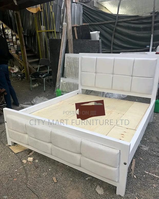 Enduring Modern Mocket Bed on Offer!!