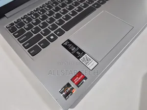 Laptop Lenovo IdeaPad 1 8GB AMD Ryzen 5 SSD 512GB