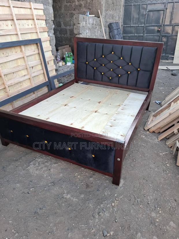 Resilient Modern Mocket Bed on Offer!!