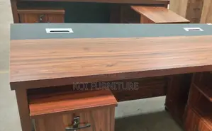 Office Desk; 1.6m Modern Pbrt198 Executive Office Desk