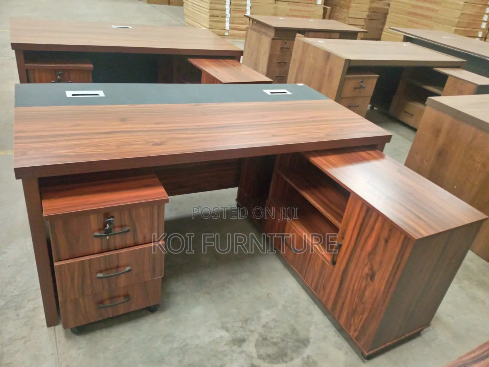 Office Desk; 1.6m Modern Pbrt198 Executive Office Desk