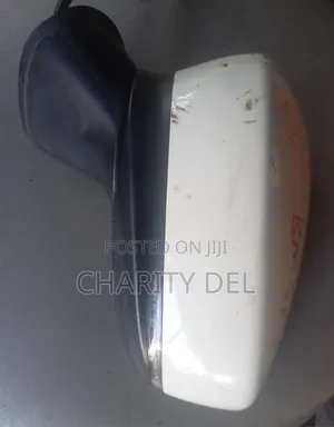Mazda Axella 2018 Side Mirror