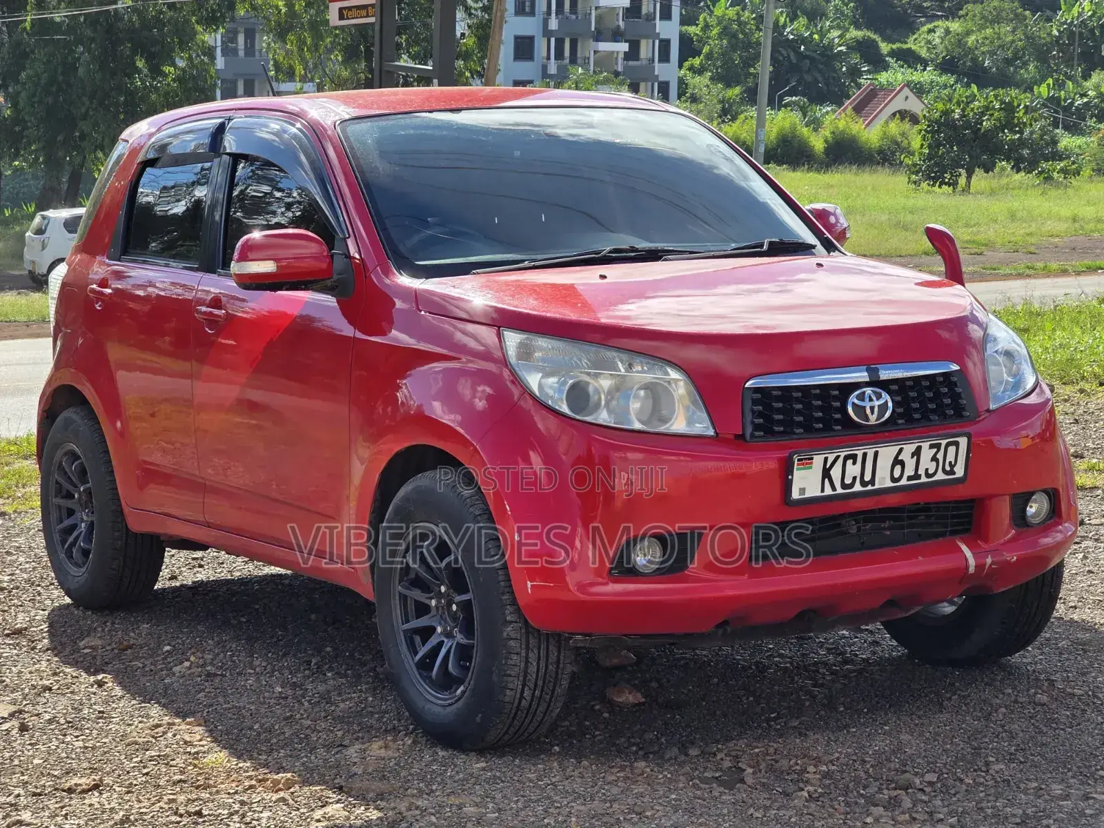 Toyota Rush 2013 Red