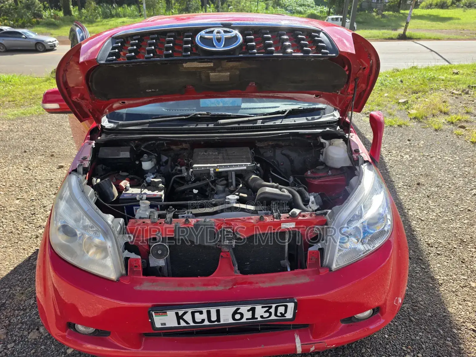 Toyota Rush 2013 Red